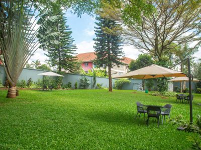 Whispering Palms Garden & Hotel