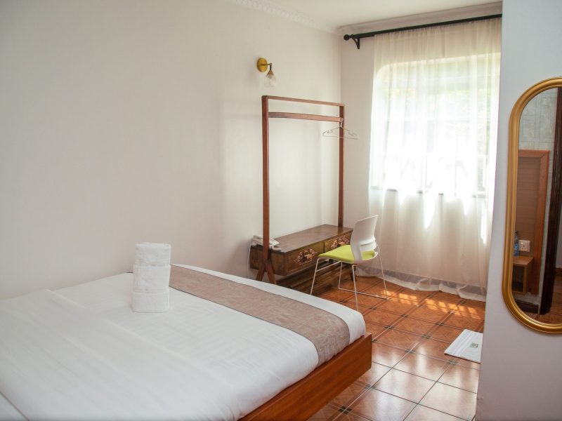 Whispering Palms Garden & Hotel