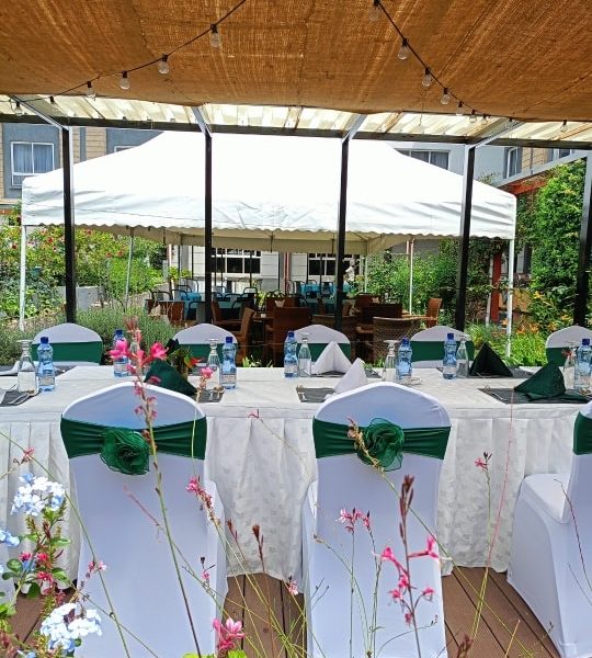 Eseriani The Resort