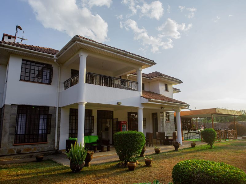 215 Karen Garden