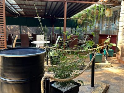 Stutt Garden Lounge