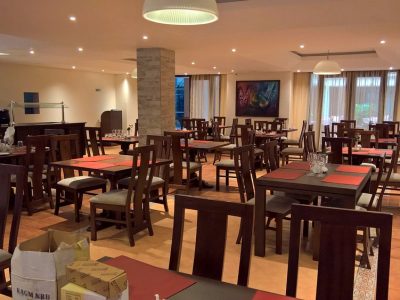 Magna Hotel & Suites