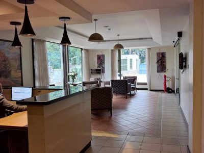Magna Hotel & Suites